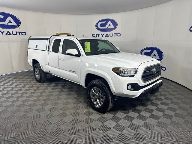 2016 Toyota Tacoma SR5