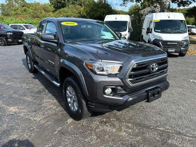 2016 Toyota Tacoma SR5