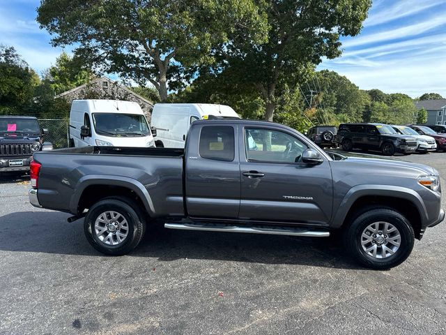 2016 Toyota Tacoma SR5