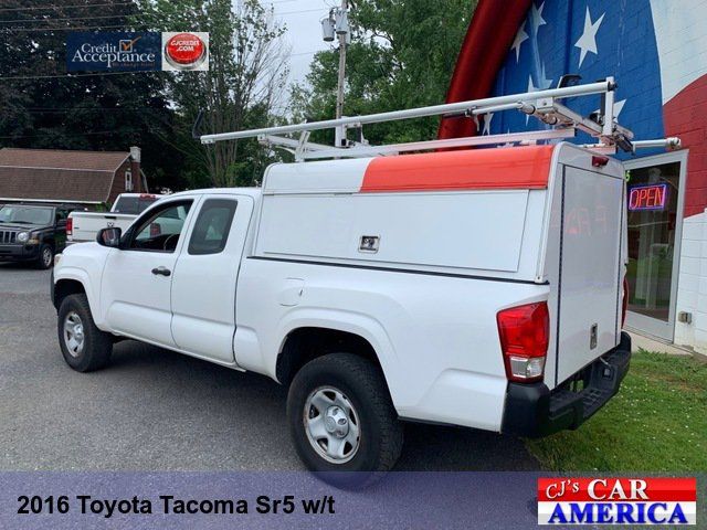 2016 Toyota Tacoma SR5