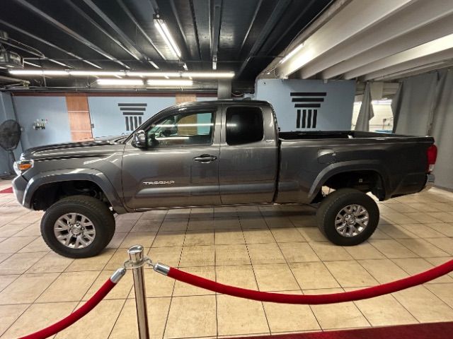 2016 Toyota Tacoma SR5