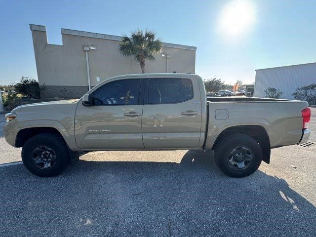 2016 Toyota Tacoma SR5