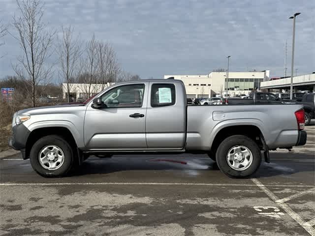 2016 Toyota Tacoma SR