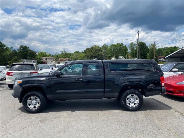 2016 Toyota Tacoma SR