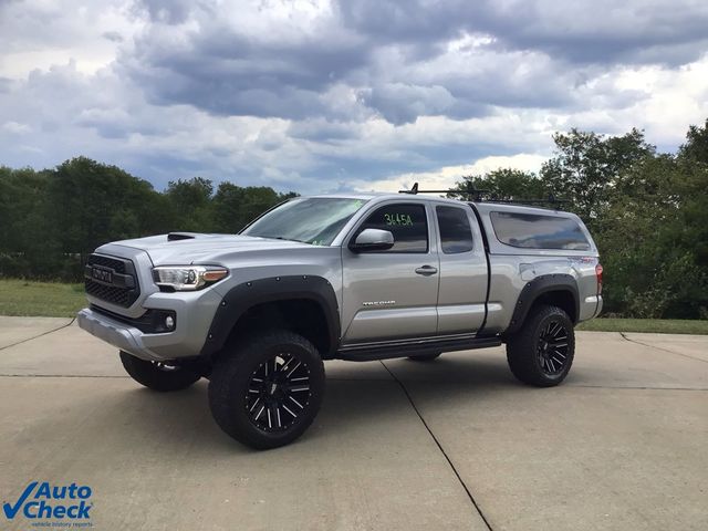 2016 Toyota Tacoma 