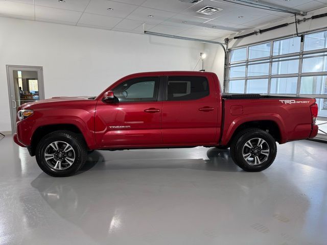 2016 Toyota Tacoma TRD Sport