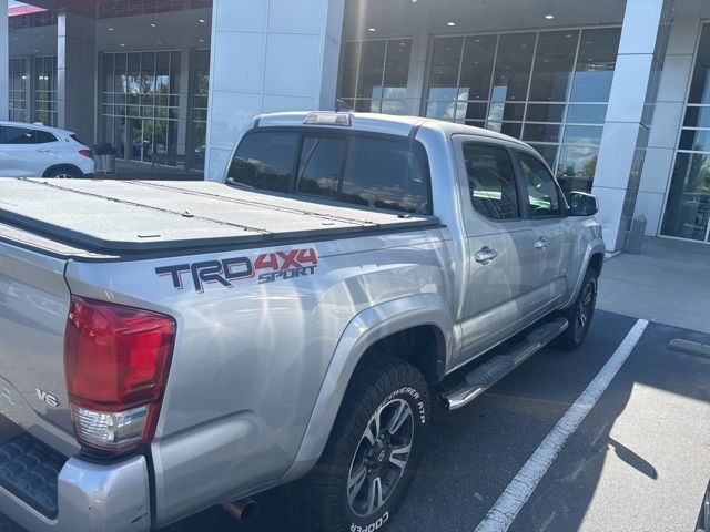 2016 Toyota Tacoma SR