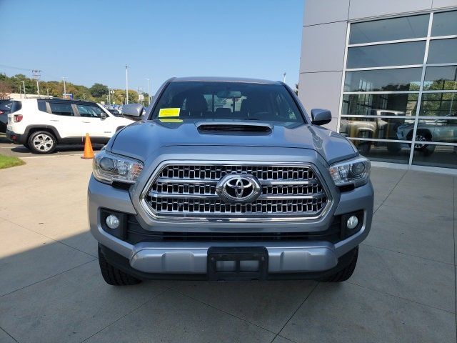 2016 Toyota Tacoma TRD Sport