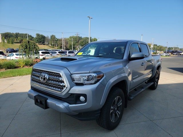 2016 Toyota Tacoma TRD Sport