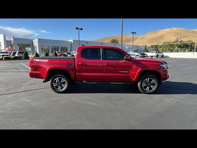 2016 Toyota Tacoma TRD Sport