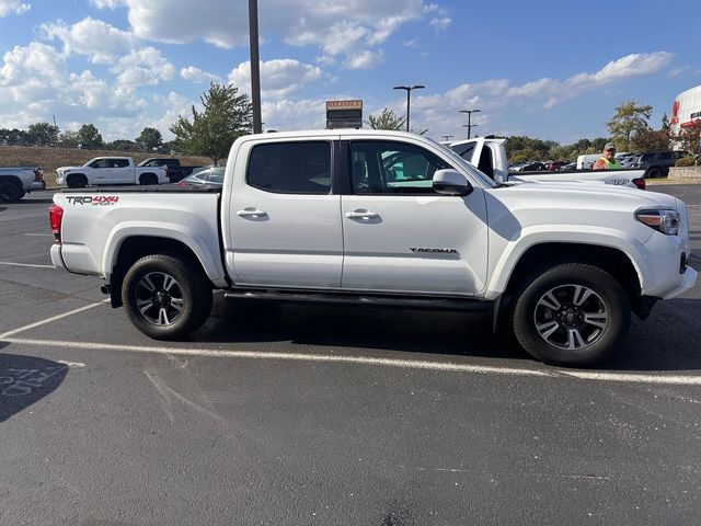 2016 Toyota Tacoma TRD Sport