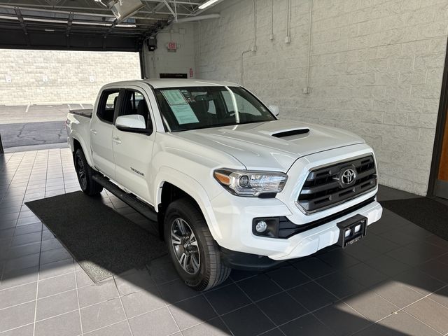 2016 Toyota Tacoma TRD Sport