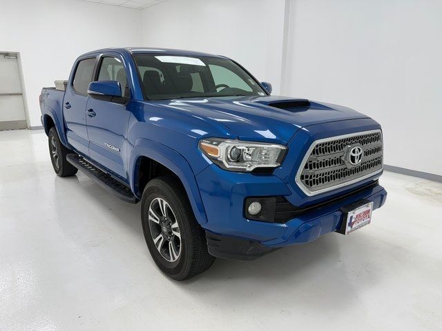 2016 Toyota Tacoma TRD Sport