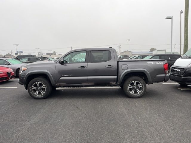 2016 Toyota Tacoma TRD Sport