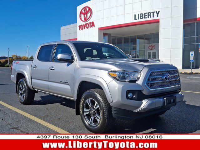 2016 Toyota Tacoma SR