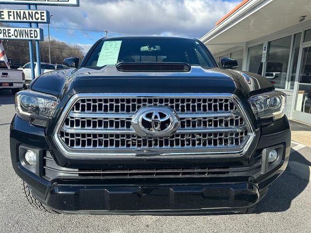 2016 Toyota Tacoma TRD Sport