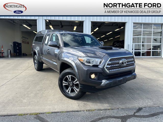 2016 Toyota Tacoma TRD Sport