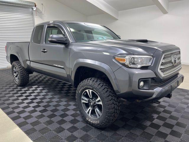 2016 Toyota Tacoma TRD Sport