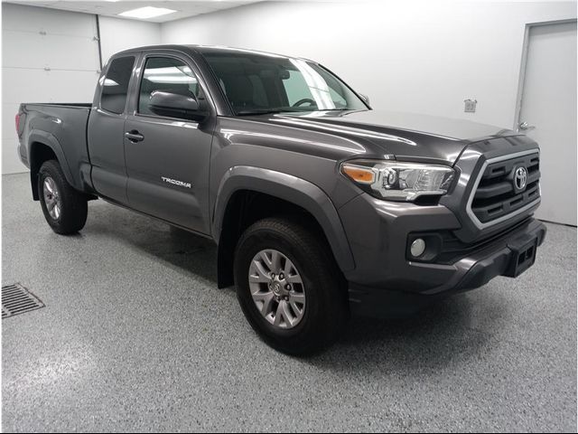 2016 Toyota Tacoma SR5