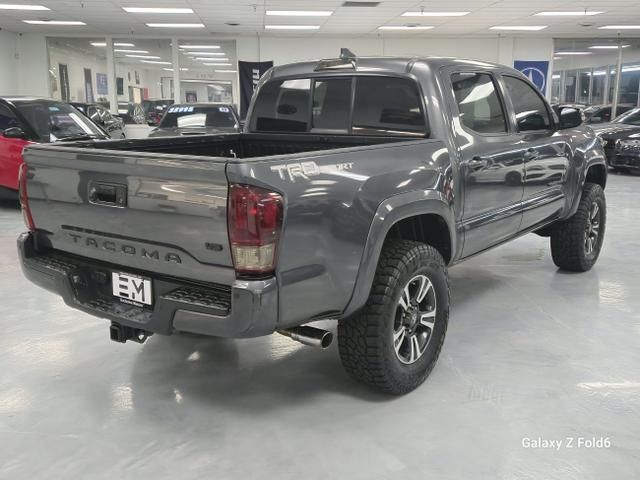 2016 Toyota Tacoma SR5