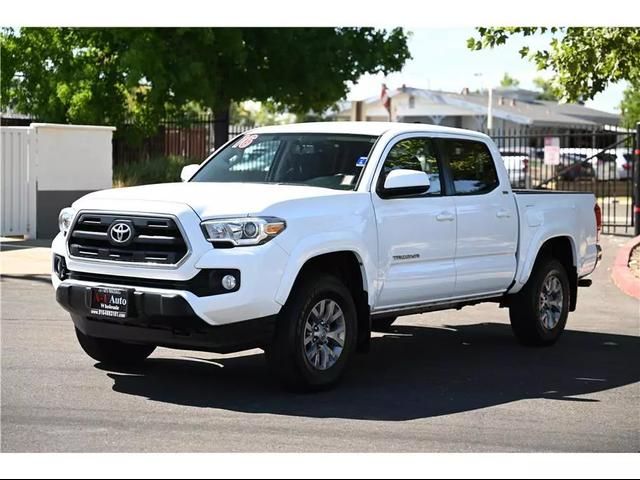 2016 Toyota Tacoma SR