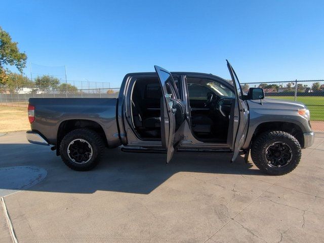 2016 Toyota Tundra SR5