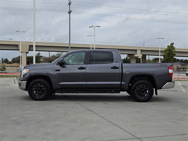 2016 Toyota Tundra SR5