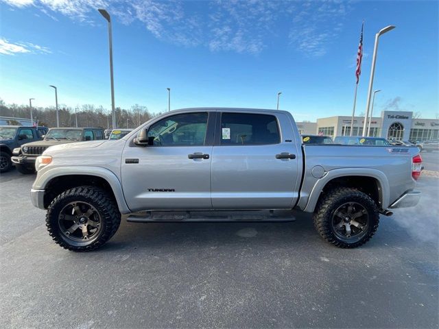 2016 Toyota Tundra SR5