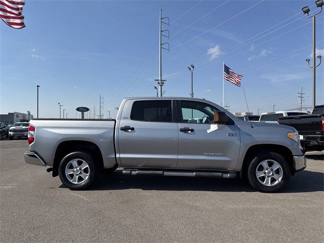 2016 Toyota Tundra SR5