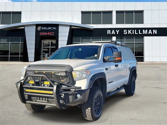 2016 Toyota Tundra 