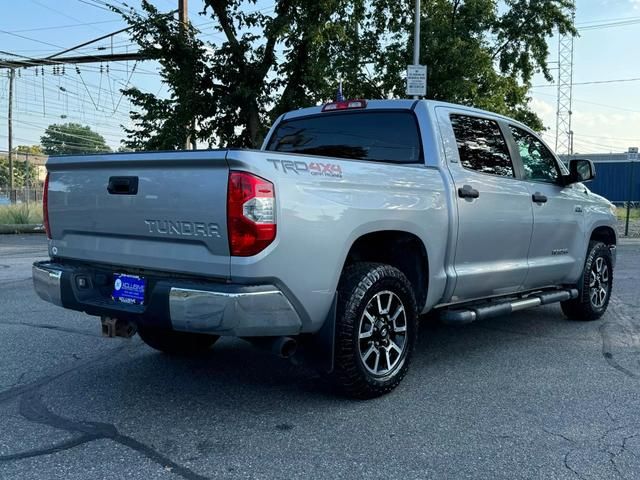 2016 Toyota Tundra SR5