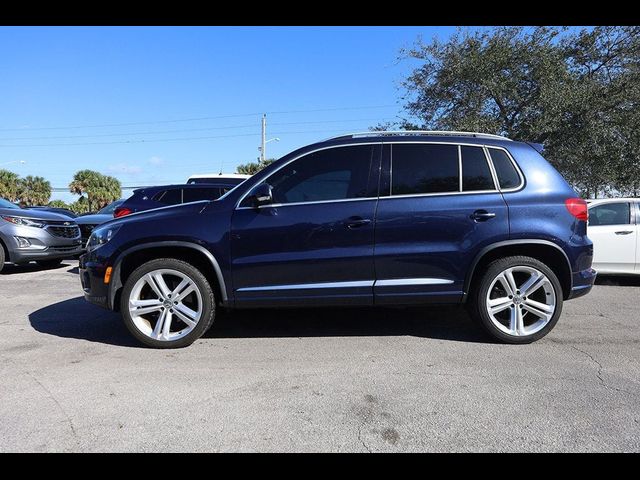 2016 Volkswagen Tiguan R-Line