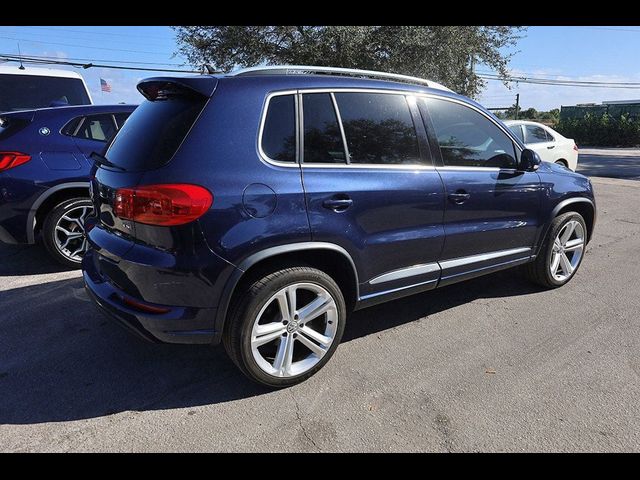 2016 Volkswagen Tiguan R-Line