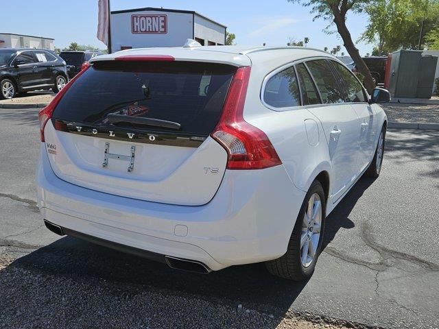 2016 Volvo V60 T5 Drive-E Premier