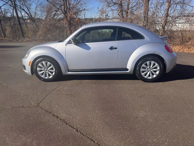 2016 Volkswagen Beetle 1.8T S