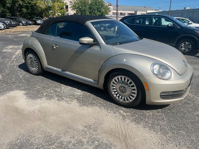 2016 Volkswagen Beetle 1.8T S