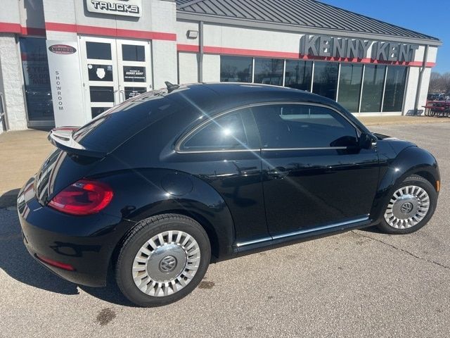 2016 Volkswagen Beetle 1.8T SE