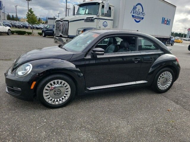 2016 Volkswagen Beetle 1.8T SE