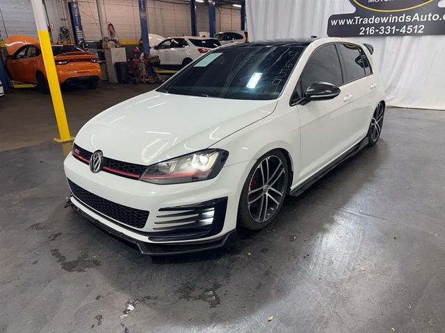 2016 Volkswagen Golf GTI SE