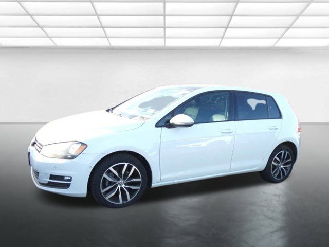 2016 Volkswagen Golf TSI SE