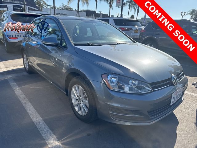 2016 Volkswagen Golf TSI S