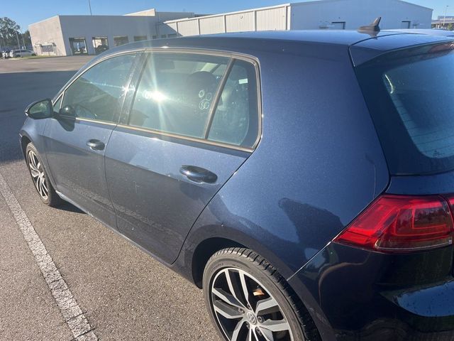 2016 Volkswagen Golf TSI SE