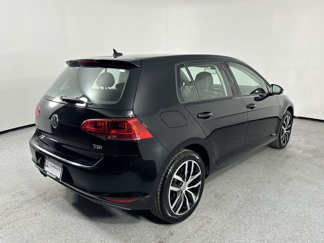 2016 Volkswagen Golf TSI SE