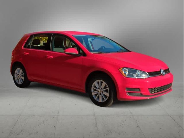 2016 Volkswagen Golf TSI S