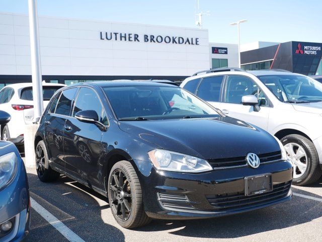 2016 Volkswagen Golf TSI S