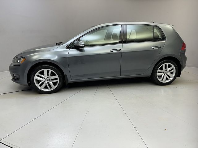 2016 Volkswagen Golf TSI SE