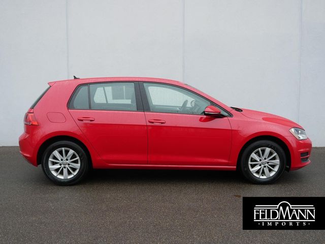 2016 Volkswagen Golf TSI S