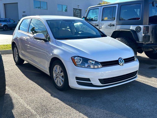 2016 Volkswagen Golf TSI S