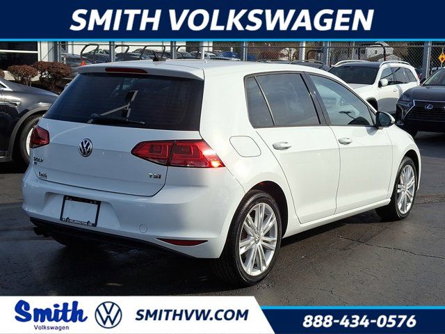 2016 Volkswagen Golf TSI SE