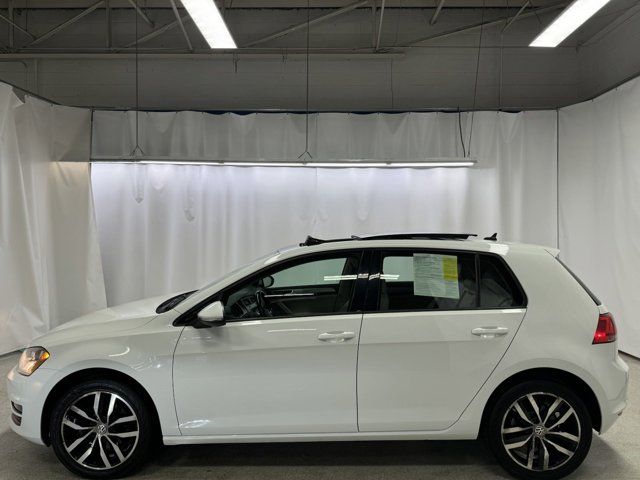 2016 Volkswagen Golf TSI SE